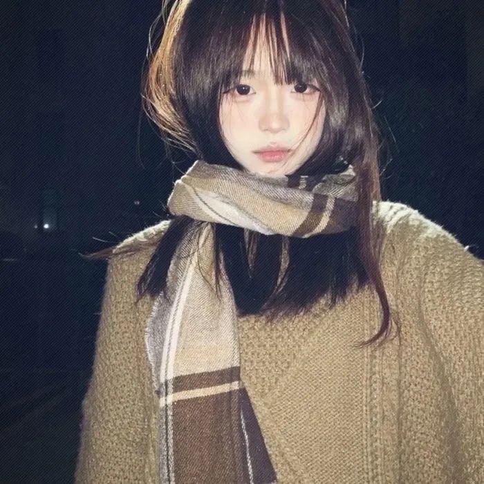 奇怪的她